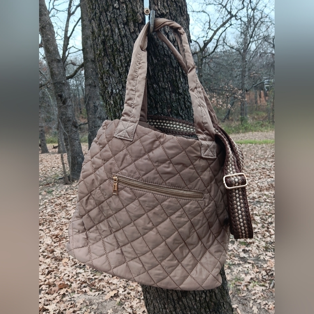 Ah Dorned Quilted Bag.